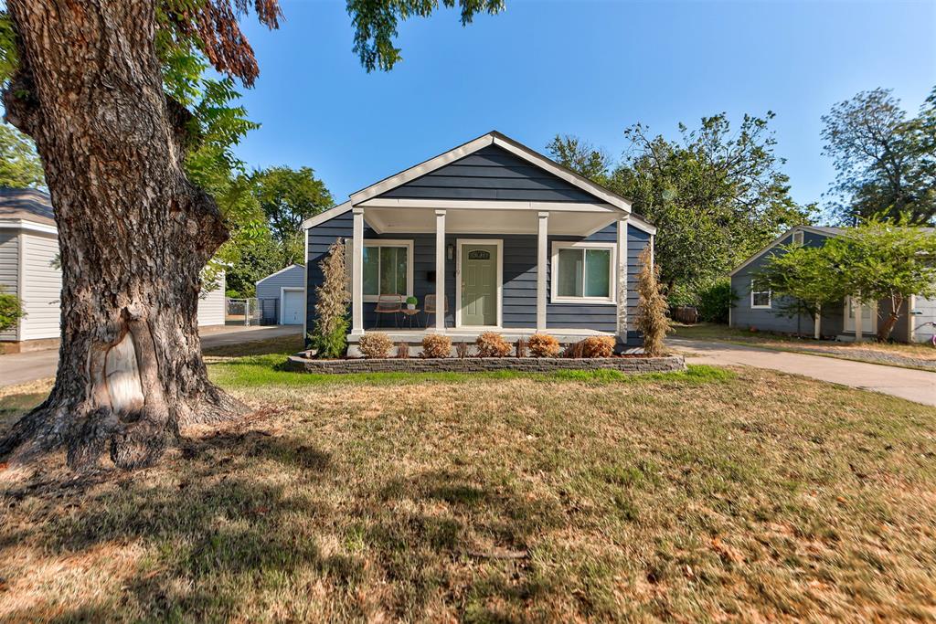 1119 W Eufaula Drive Property Photo 1