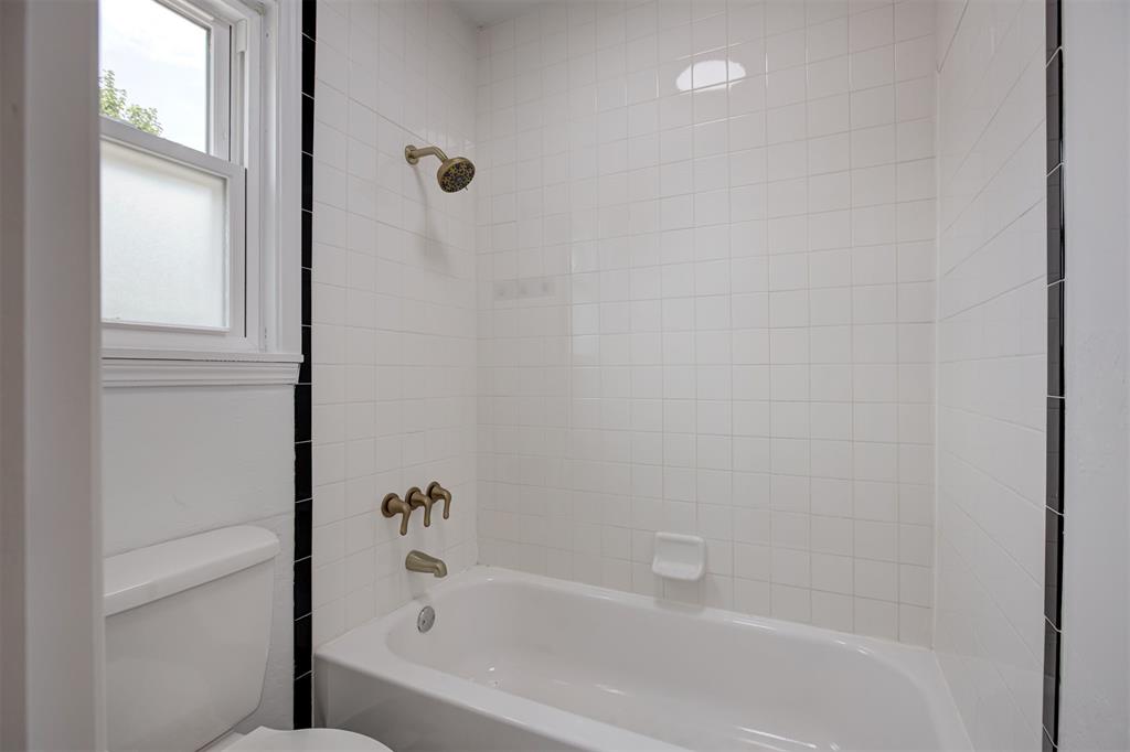 1119 W Eufaula Drive Property Photo 34