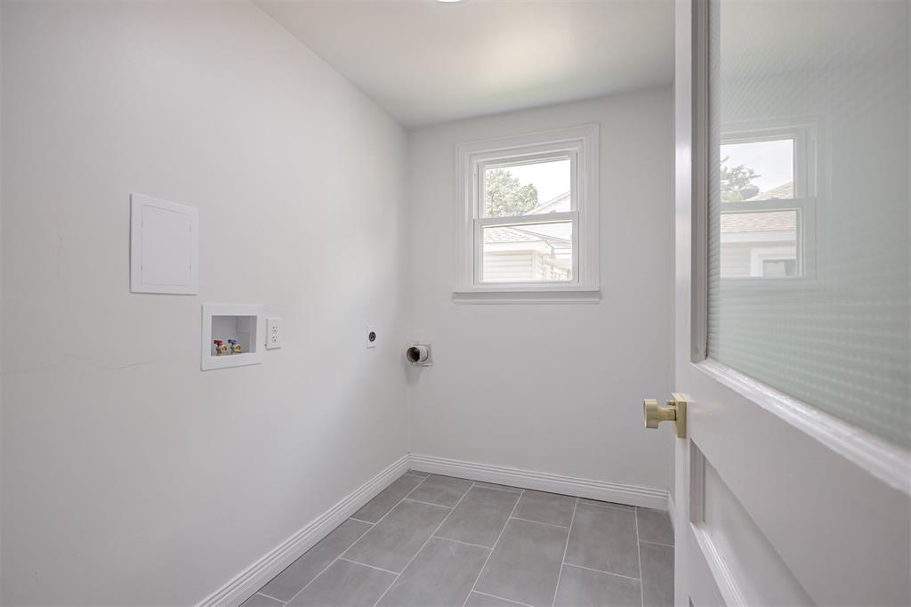 1119 W Eufaula Drive Property Photo 35
