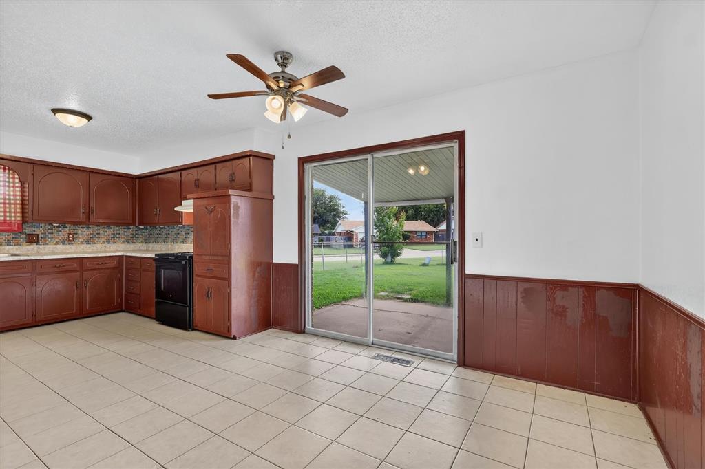 811 Ridgeway Drive Property Photo 10