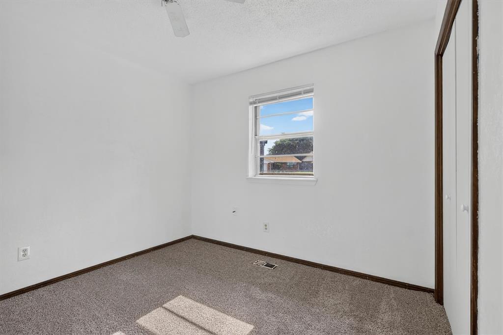 811 Ridgeway Drive Property Photo 26