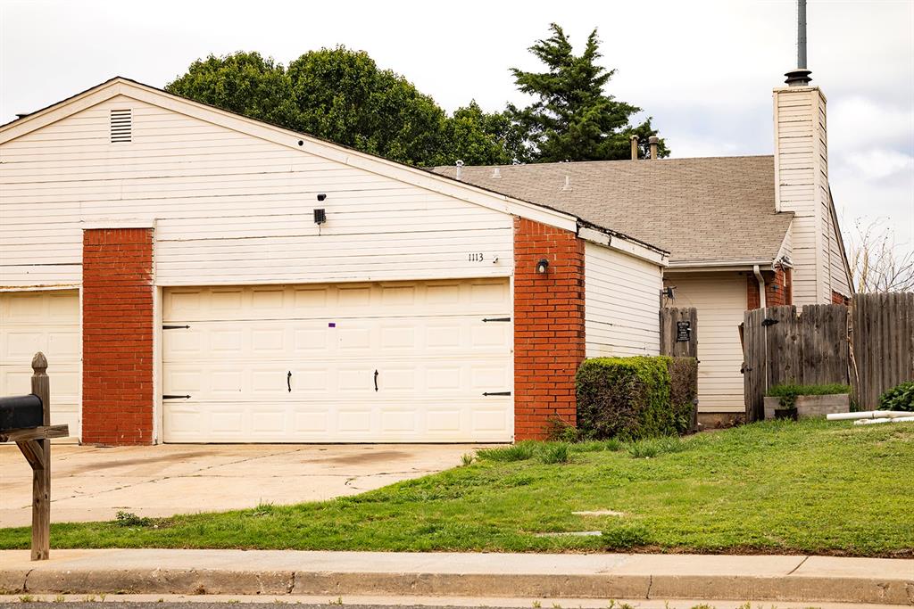 1113 Swan Lake Road Property Photo 2