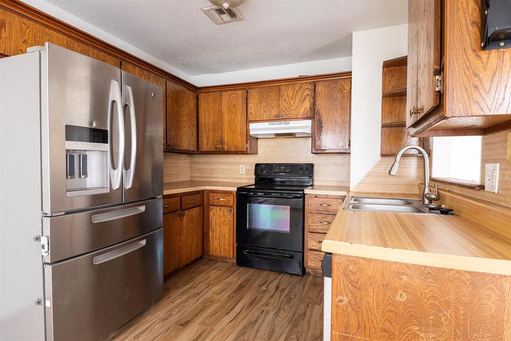 1113 Swan Lake Road Property Photo 5