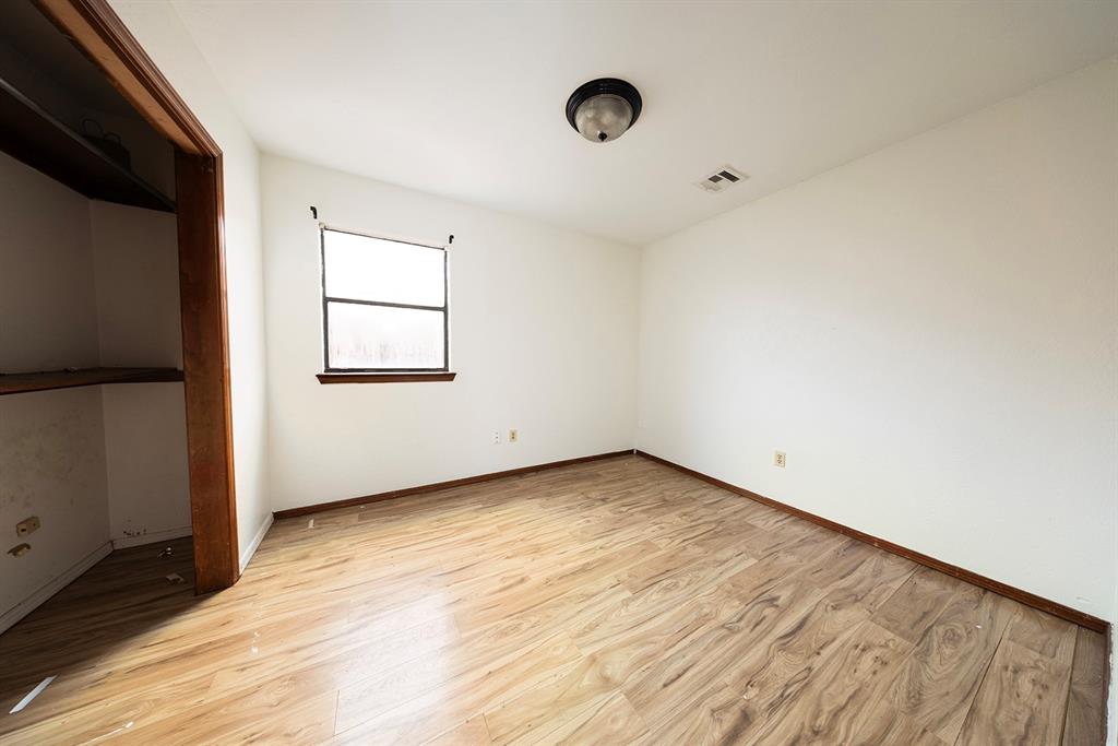 1113 Swan Lake Road Property Photo 8