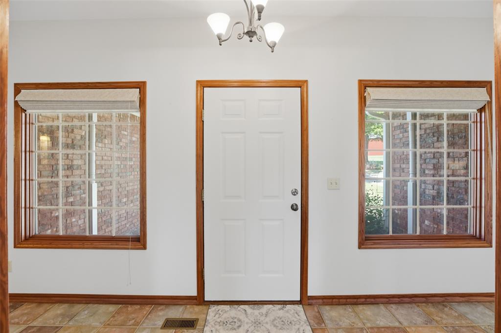 6919 W 44th Estate Property Photo 6