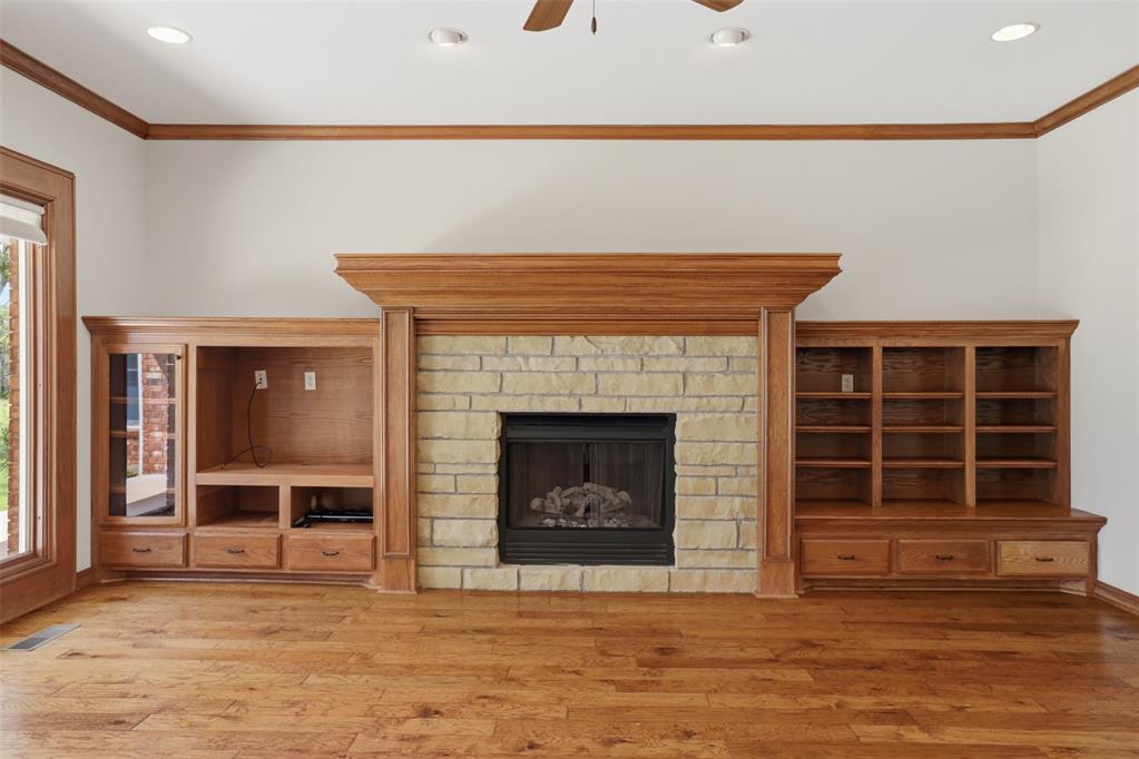 6919 W 44th Estate Property Photo 9