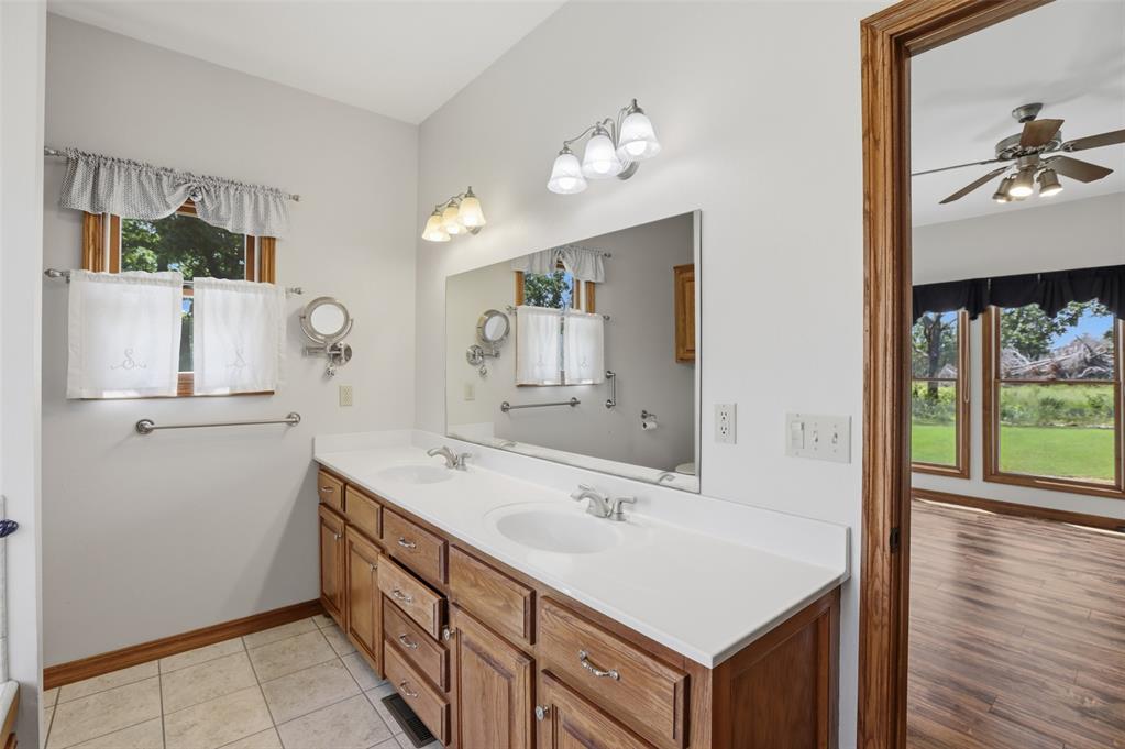 6919 W 44th Estate Property Photo 14