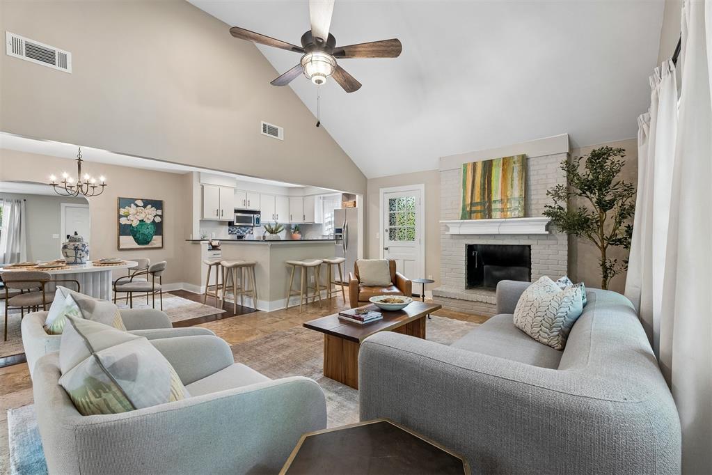1615 Nw 42nd Place Property Photo 13