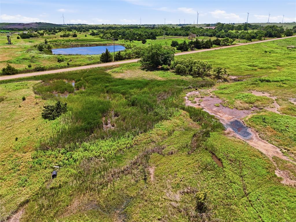 E County Line Road Property Photo 19