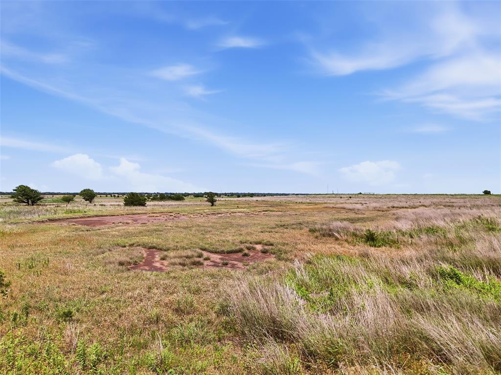 E County Line Road Property Photo 21