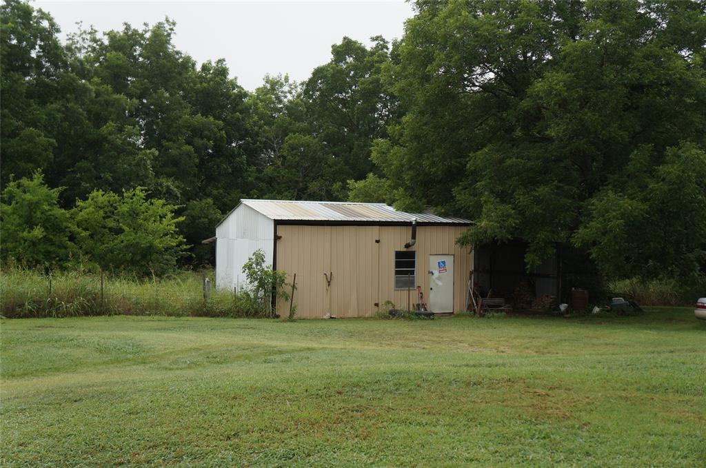 11681 Signal Hill Avenue Property Photo 9