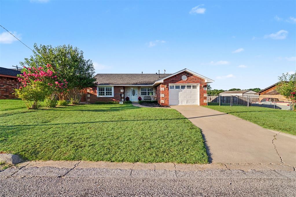 132 Florence Drive Property Photo 1