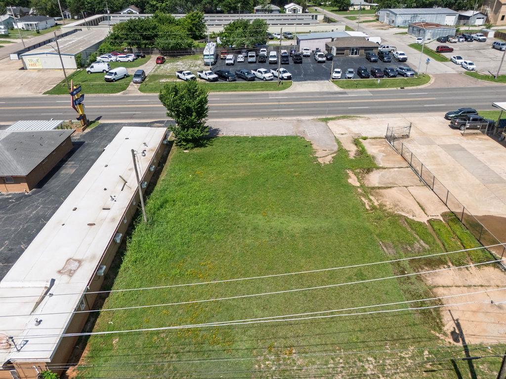 1225 N Harrison Avenue Property Photo 1