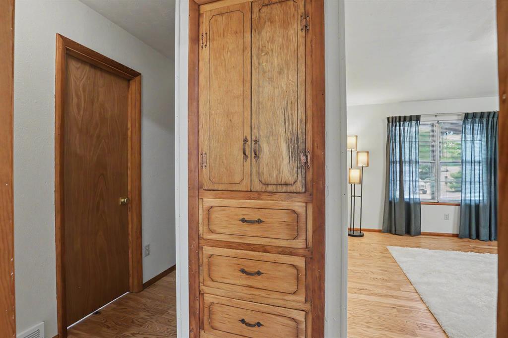 1724 Serenade Drive Property Photo 15