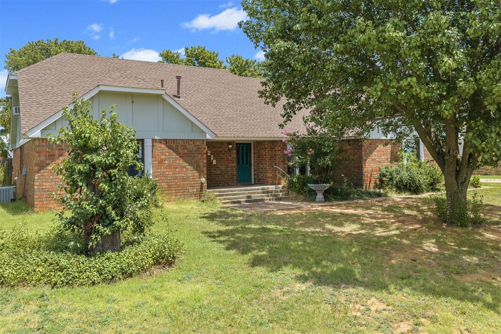 1218 Ridgewood Drive Property Photo 1