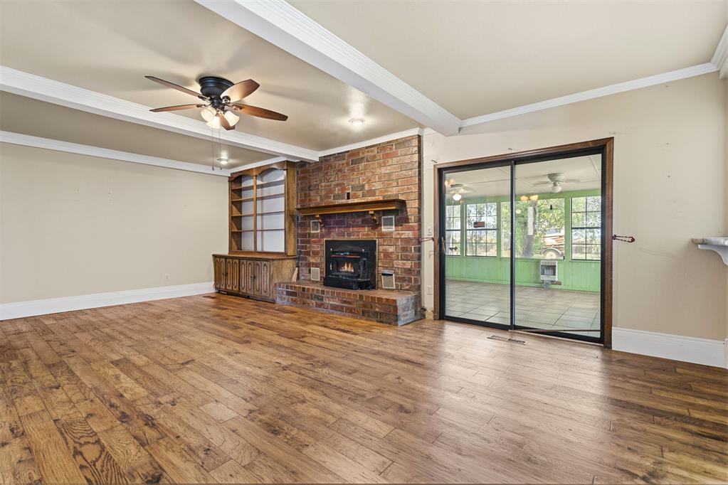1218 Ridgewood Drive Property Photo 4