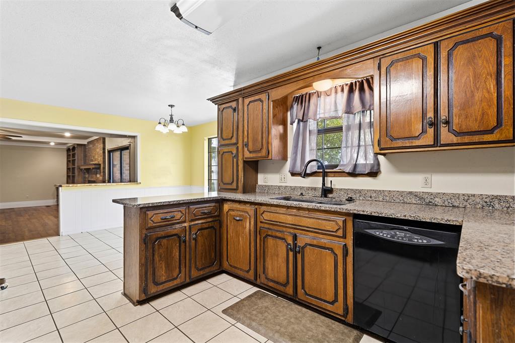 1218 Ridgewood Drive Property Photo 10