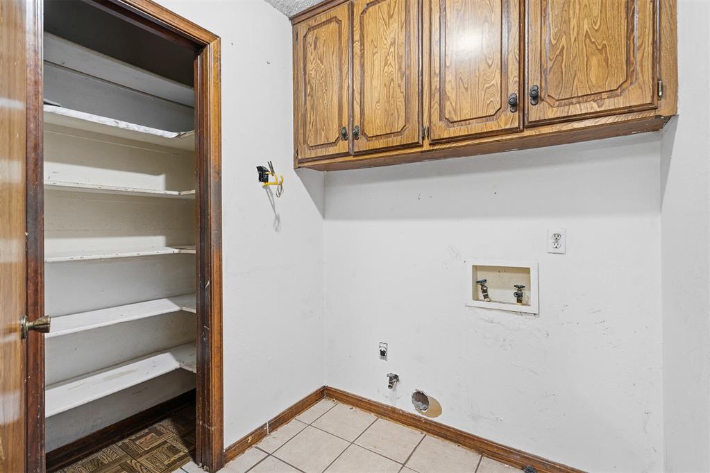 1218 Ridgewood Drive Property Photo 12