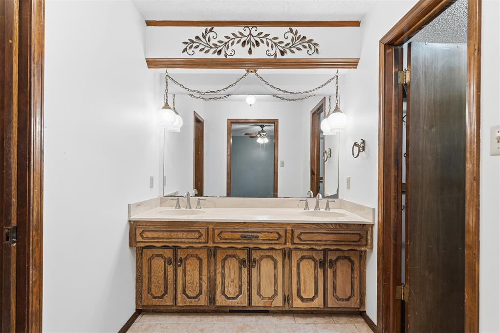 1218 Ridgewood Drive Property Photo 18