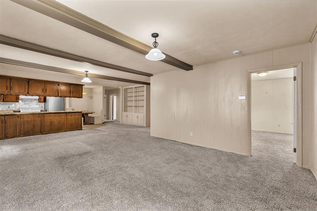 617 S Roberts Avenue Property Photo 6