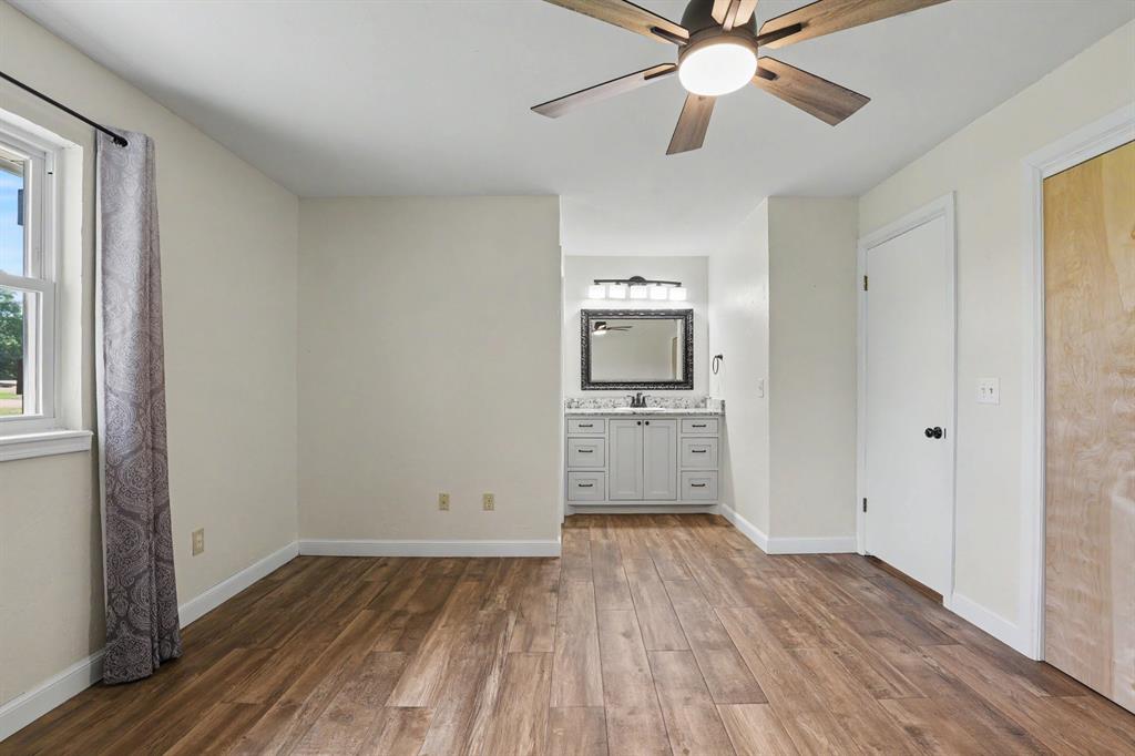 263 N Carolyn Drive Property Photo 18