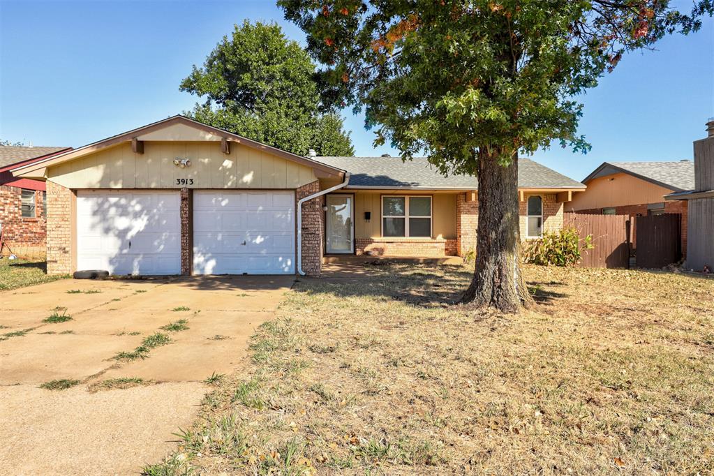 3913 Se 54th Street Property Photo 2