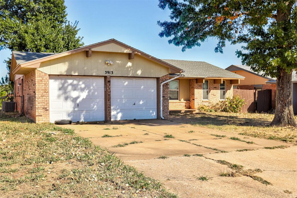 3913 Se 54th Street Property Photo 3