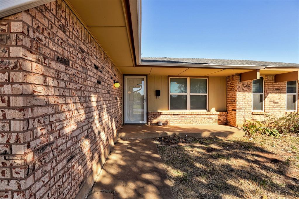 3913 Se 54th Street Property Photo 5