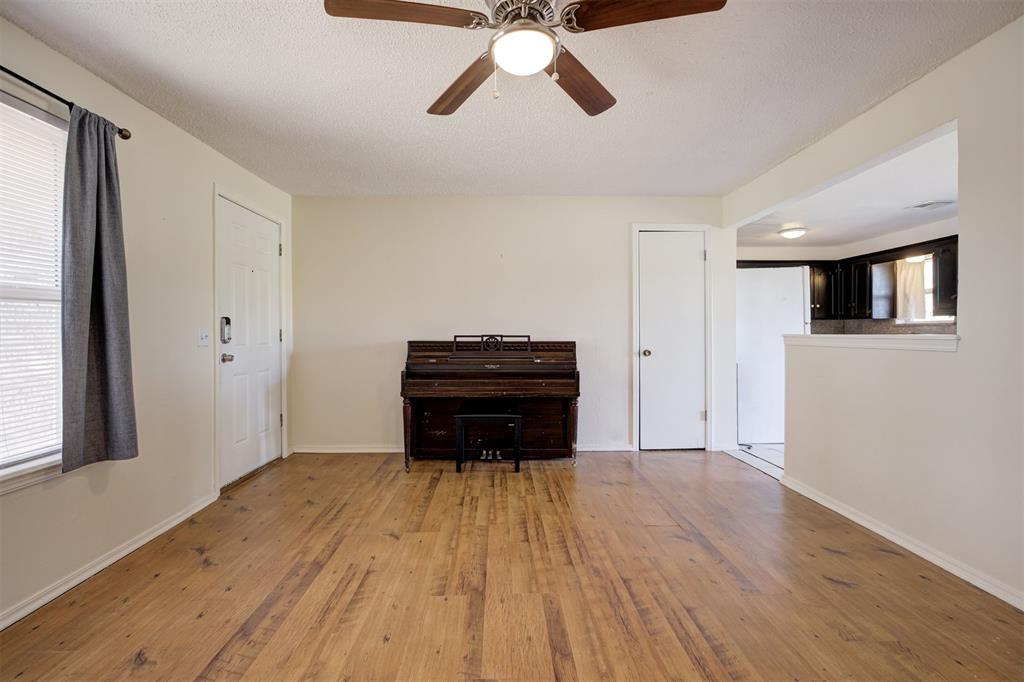 3913 Se 54th Street Property Photo 7