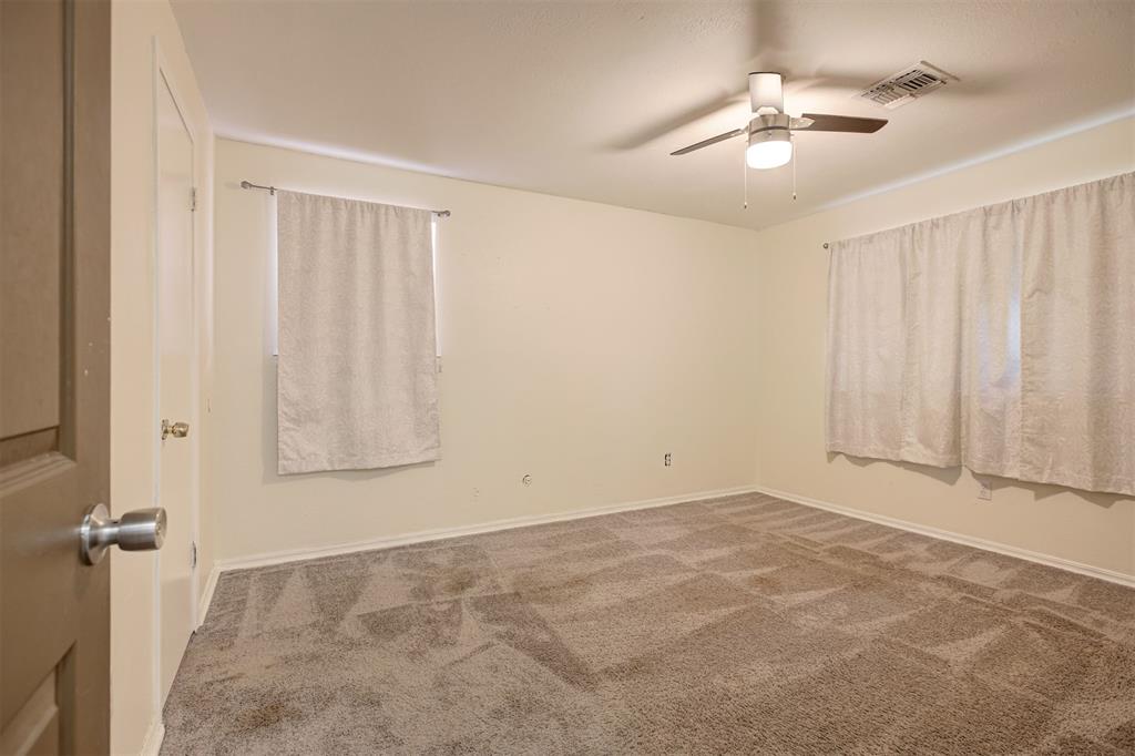 3913 Se 54th Street Property Photo 17