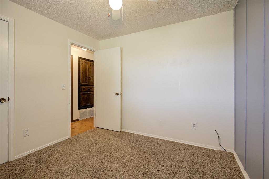 3913 Se 54th Street Property Photo 27