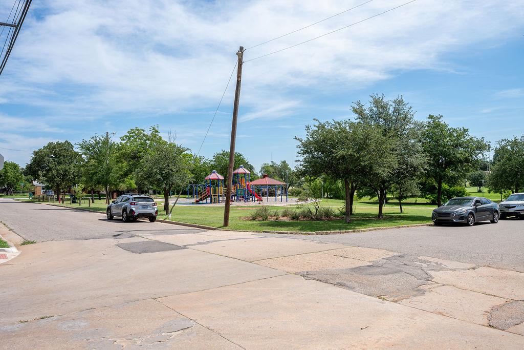 1500 Nw 46th Street Property Photo 4