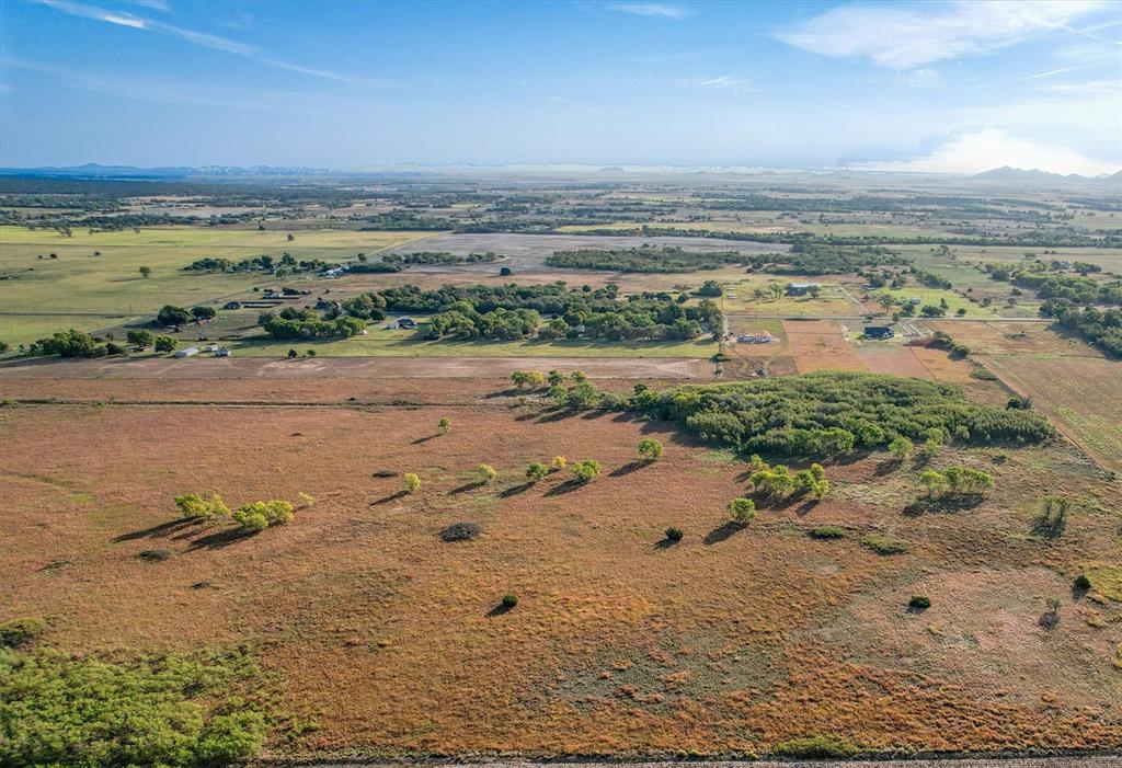 1238117 Property Photo 4