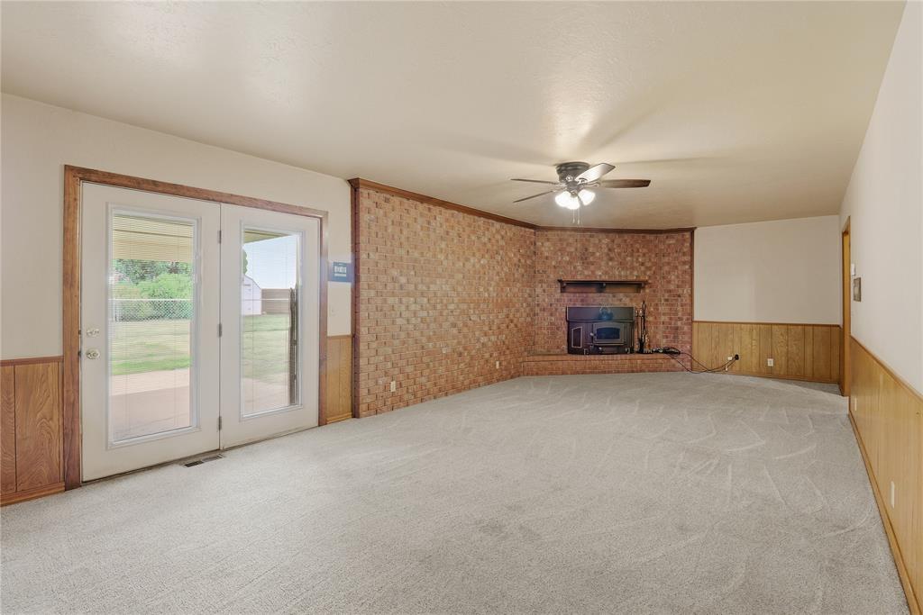 716 N Stadium Drive Property Photo 9