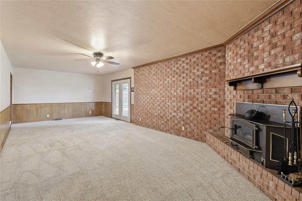 716 N Stadium Drive Property Photo 10