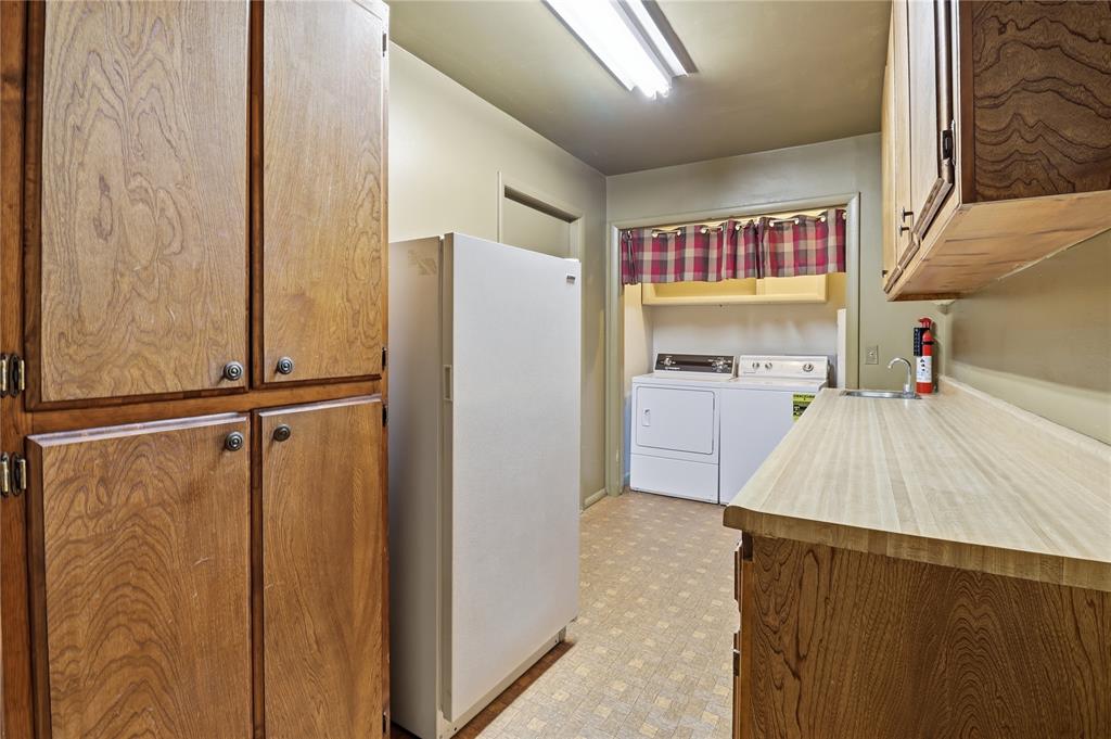 716 N Stadium Drive Property Photo 12