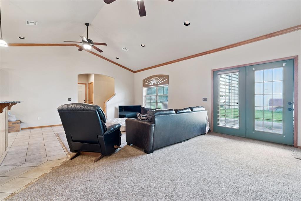 610 W Choctaw Street Property Photo 7