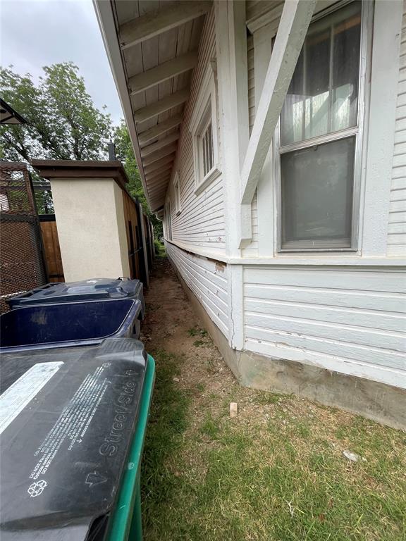 613 Nw 32nd Street Property Photo 3