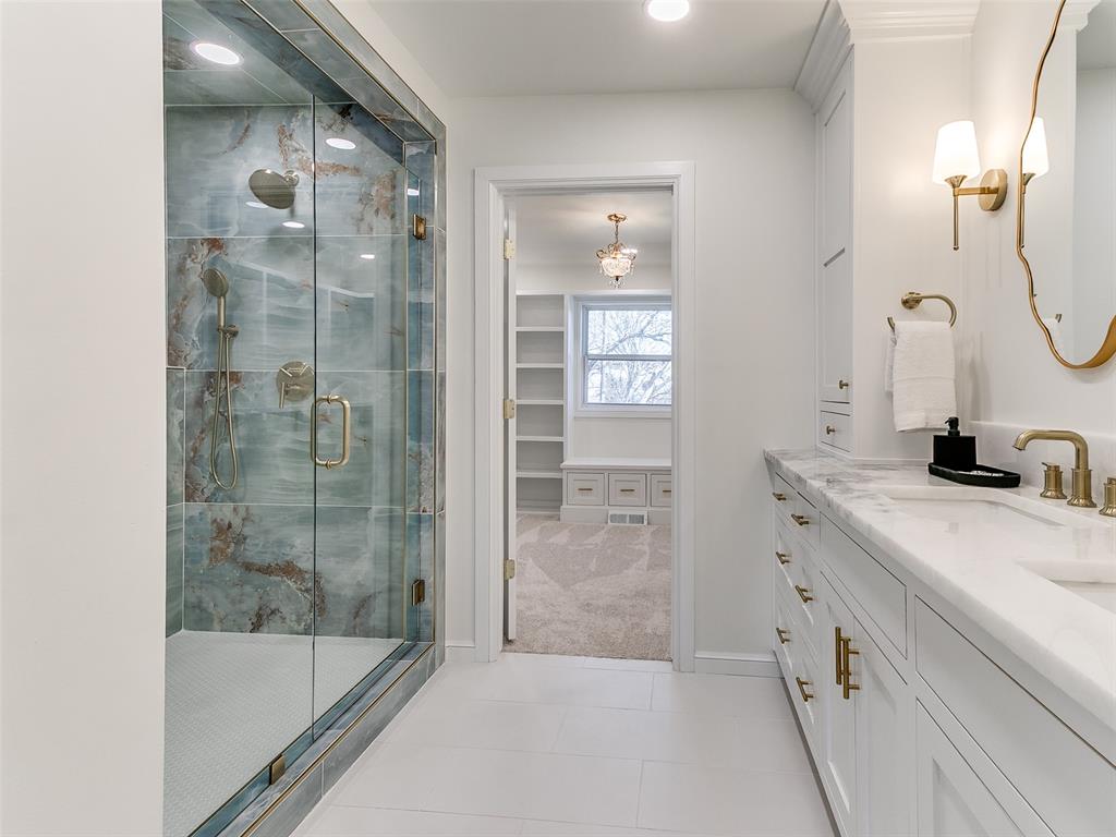 10900 Willow Grove Property Photo 5