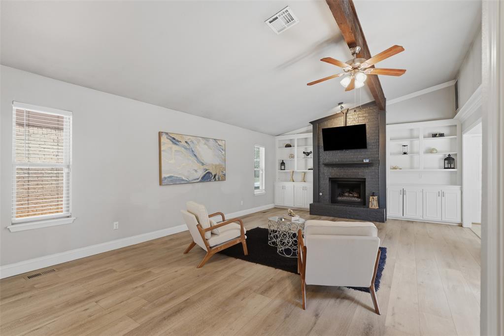 709 Palo Verde Court Property Photo 4