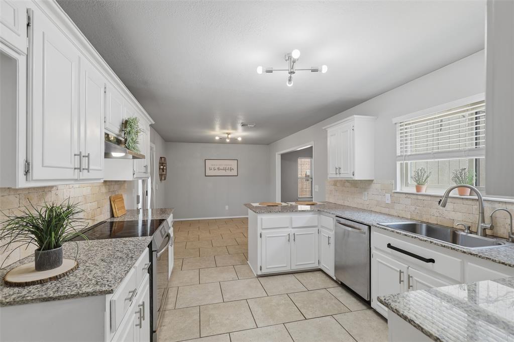 709 Palo Verde Court Property Photo 6