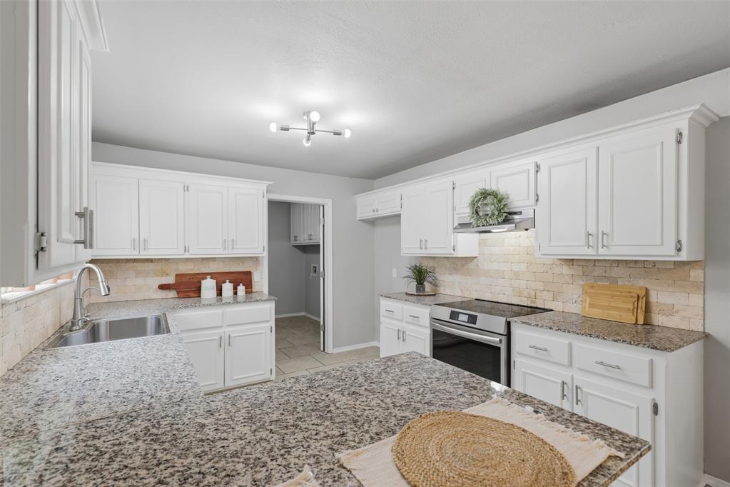 709 Palo Verde Court Property Photo 9