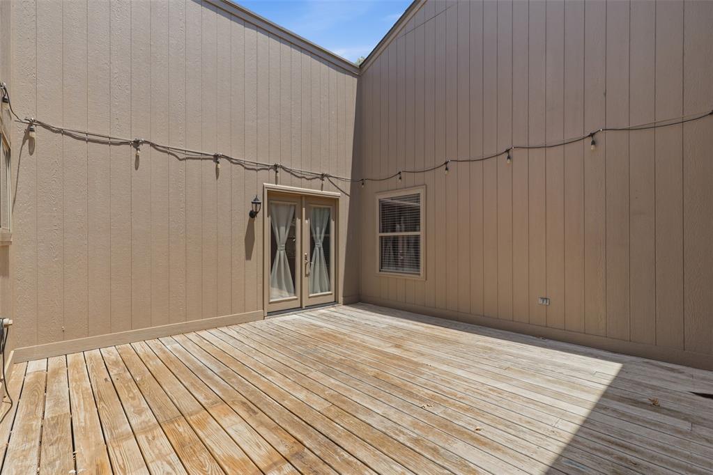 709 Palo Verde Court Property Photo 22