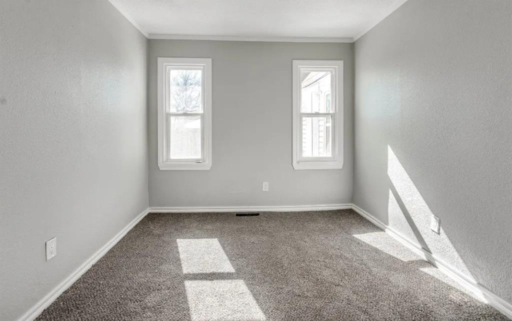 228 W Fairchild Property Photo 6