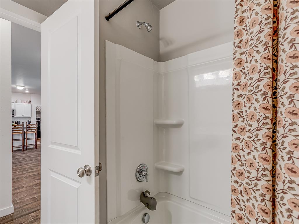 11601 Sweeping Lane Property Photo 34