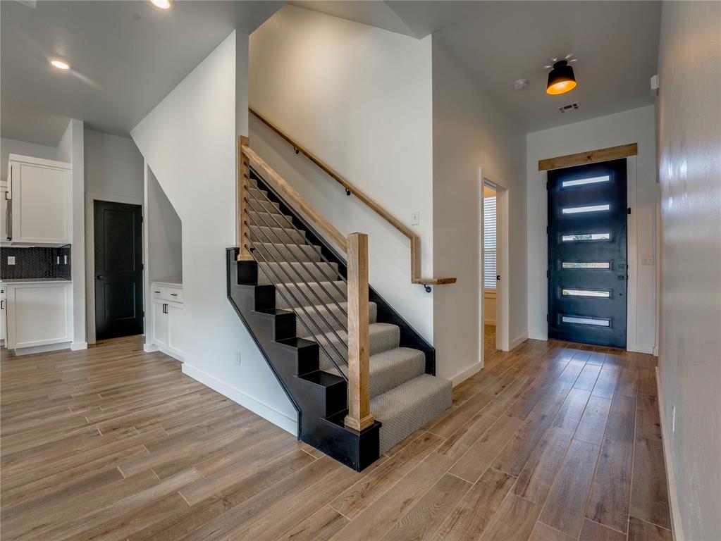 7405 Nw 158th Street Property Photo 25