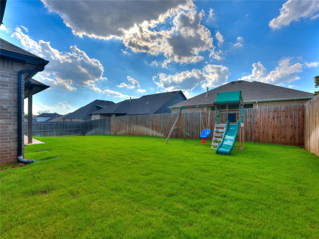 7405 Nw 158th Street Property Photo 42