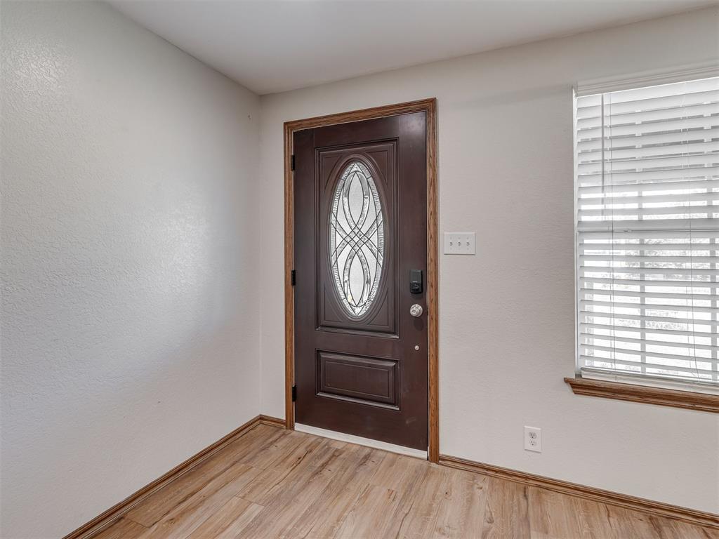 2290 E Meyers Circle Property Photo 7