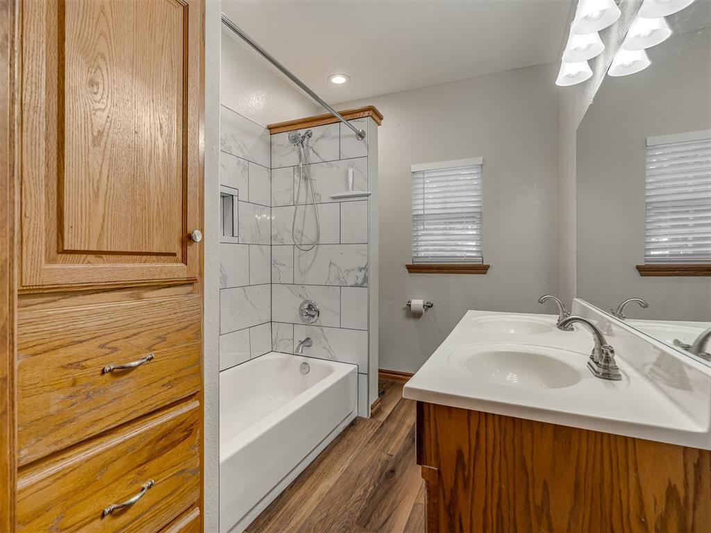 2290 E Meyers Circle Property Photo 26