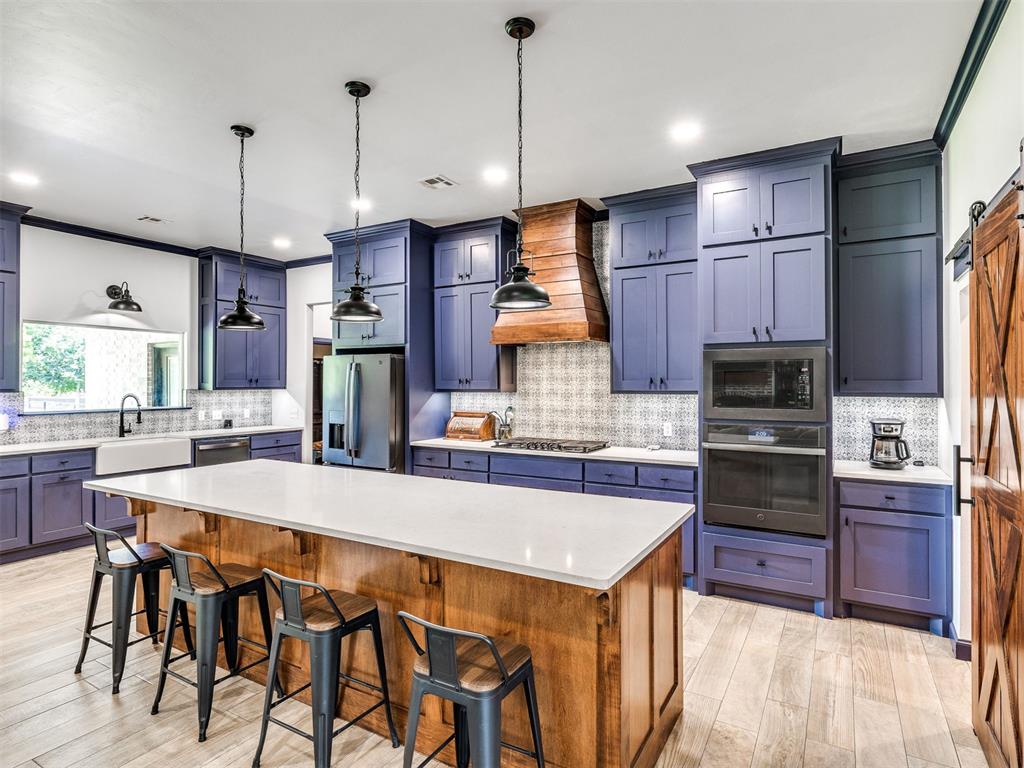 20181 Wolf Creek Drive Property Photo 18
